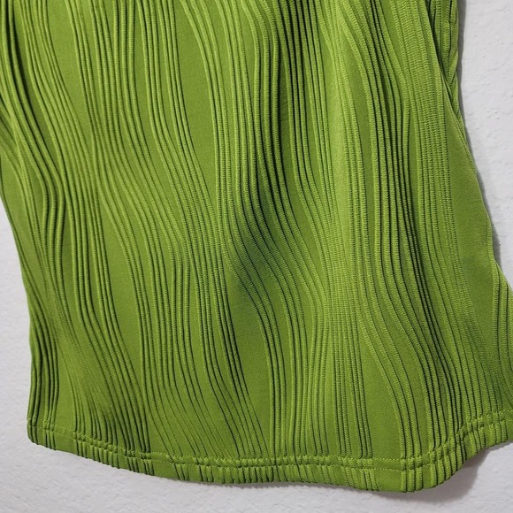 Womans Green Ribbed sleeveless tank shirt Small - Picture 5 of 6